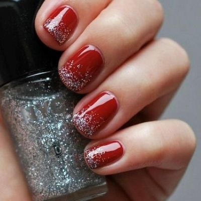 elegant red glitter manicure