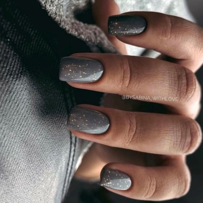 gray nails with silver glitter