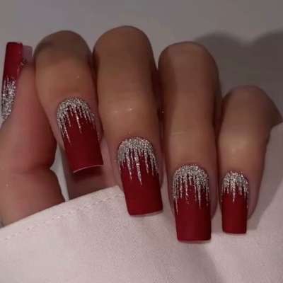 shiny festive gel nails