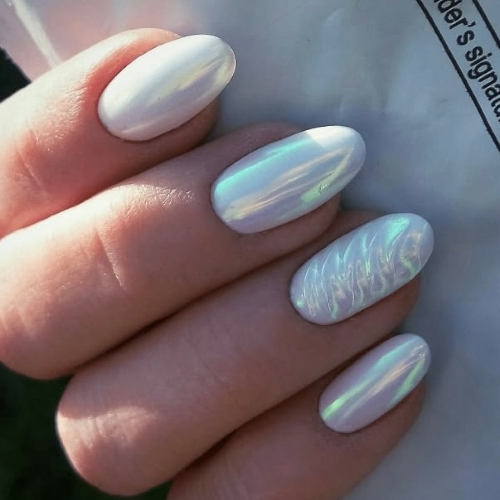 pearl shine on elegant nails