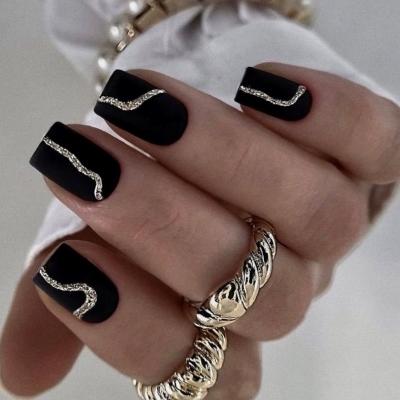 schwarz & silber nageldesign