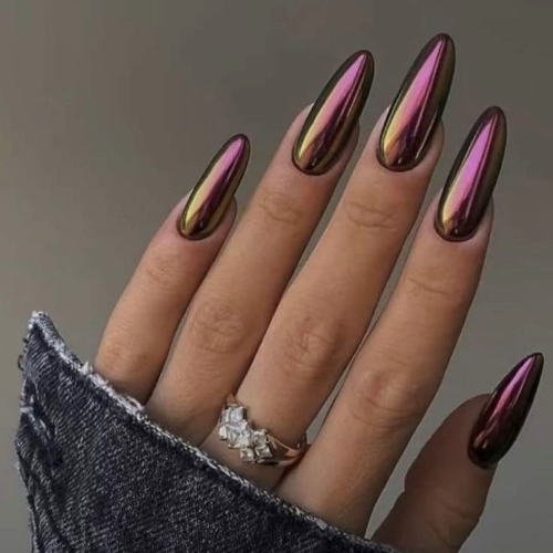 Nageldesign mit Chrom