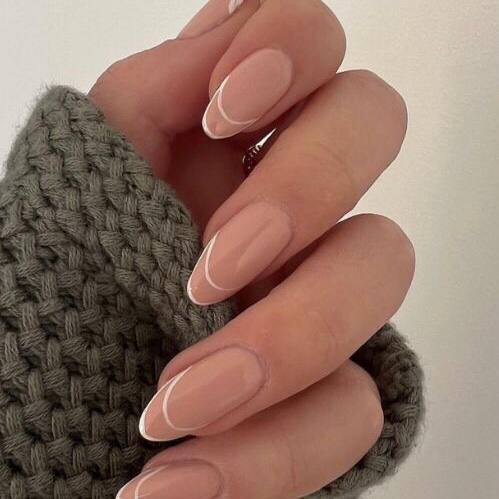 Unkonventionelle Herbst-French-Maniküre